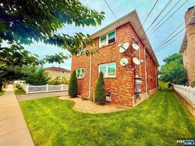 House for sale in Wallington, Bergen County