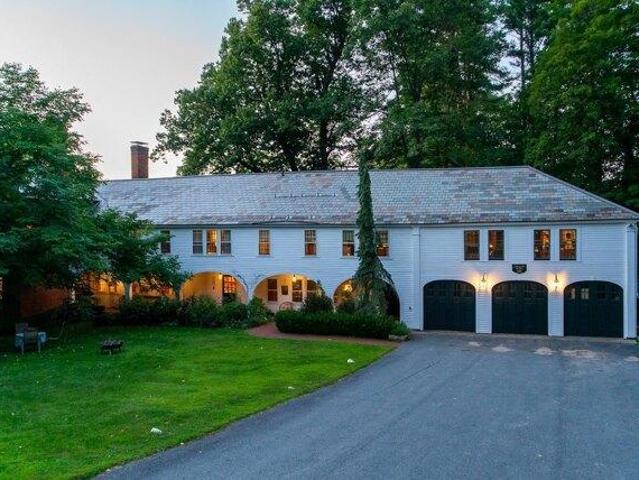 House for sale in New Hampshire