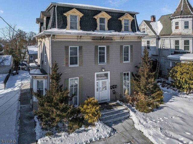 House for sale in Washington, New Jersey