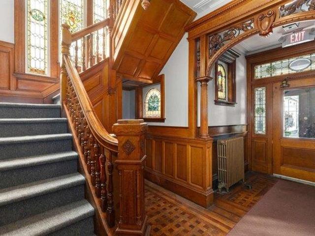 House for sale in Hudson, New Jersey