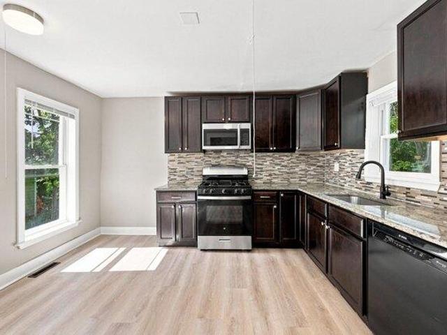 House for sale in Gas Light District, Westfield