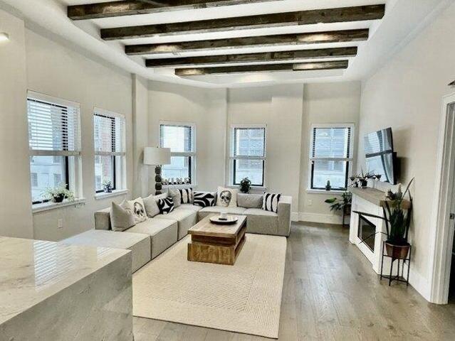 House for sale in Financial District, Boston