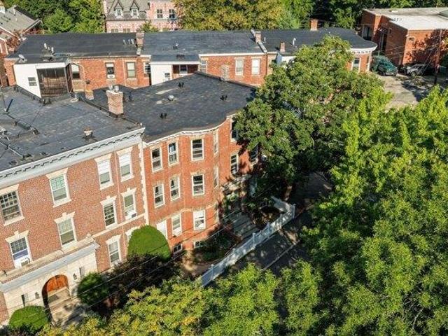House for sale in North Brookline, Brookline