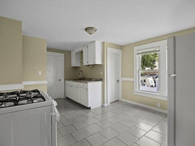 House for sale in Springfield Street Historic District, Chicopee