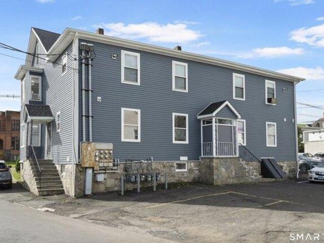 House for sale in Main Street Historic District, Danbury