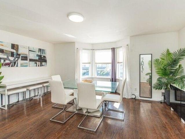 House for sale in Union Square, Elizabeth