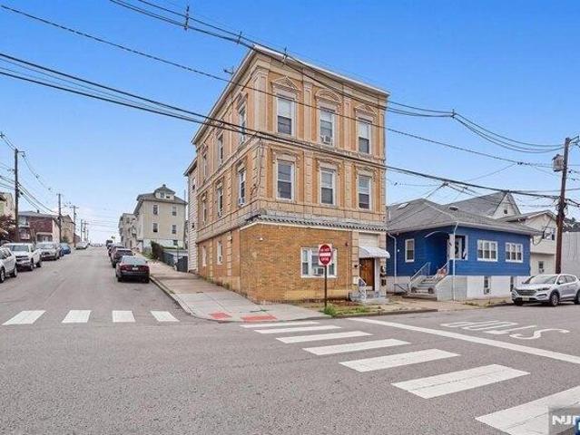 House for sale in Garfield, New Jersey