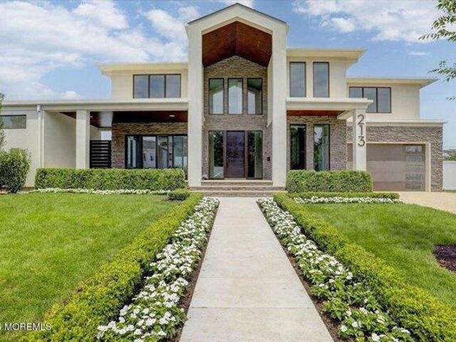 House for sale in Monmouth, New Jersey