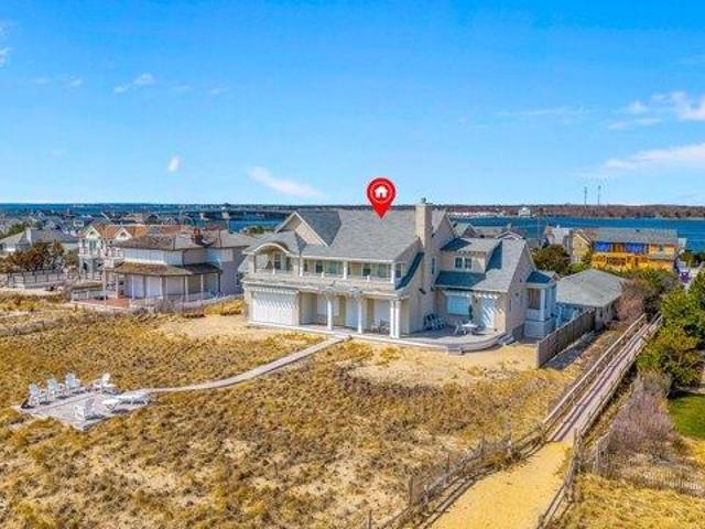 House for sale in Mantoloking, New Jersey