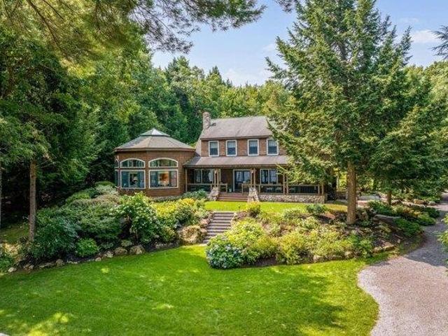 House for sale in Naples, Maine