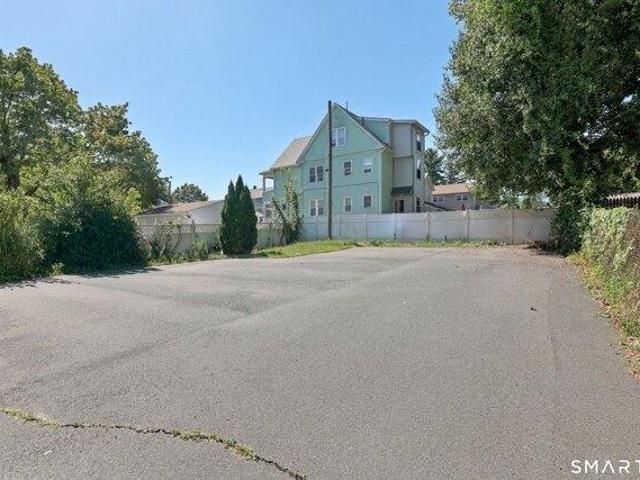 House for sale in New Britain, Capitol Planning Region