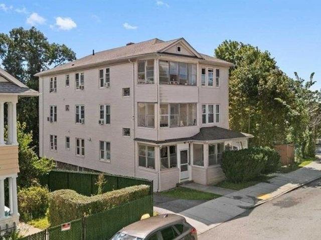 House for sale in Main South, Worcester