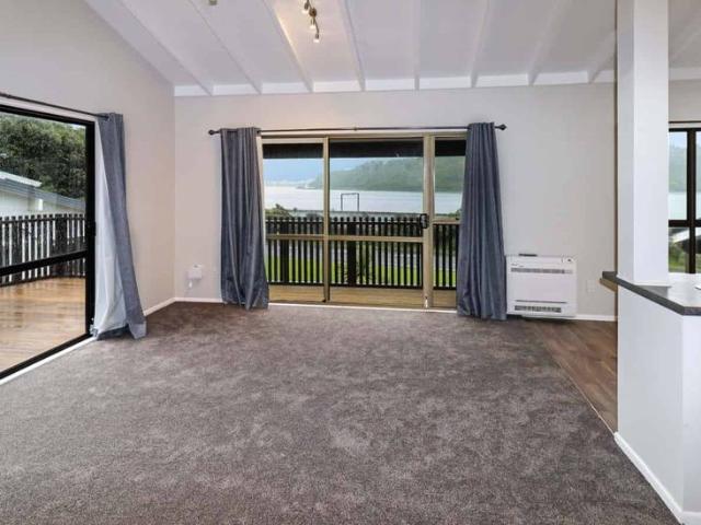 Townhouse for rent in Papakaio, Wellington
