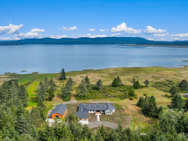 House for sale in Long Beach, Washington