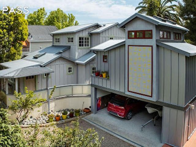 House for sale in Santa Barbara