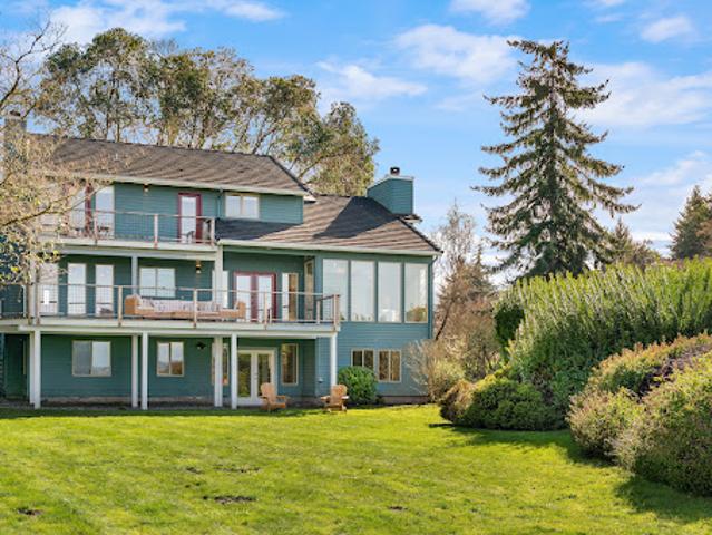 House for sale in Vashon, Washington
