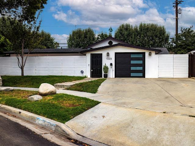 House for rent in Long Beach