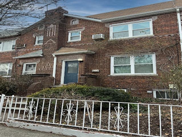 House for sale in Arverne, New York