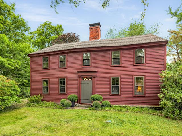 House for sale in New Hampshire
