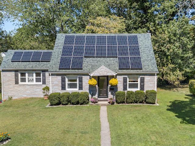 House for sale in Cos Cob, Connecticut