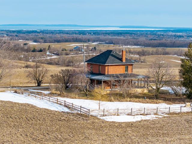 House for sale in Clearview, Ontario
