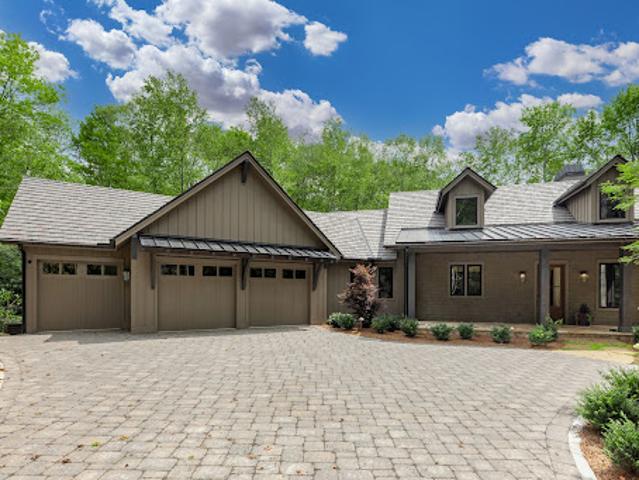 House for sale in Highlands, North Carolina