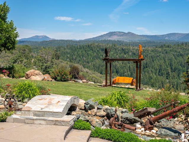 House for sale in Alta, California