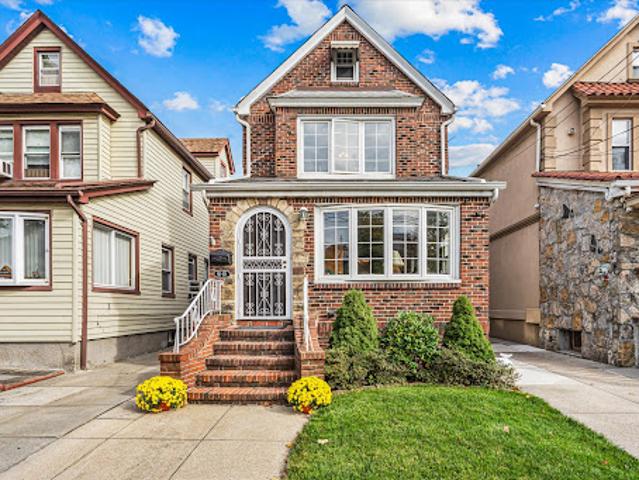 House for sale in Forest Hills, New York