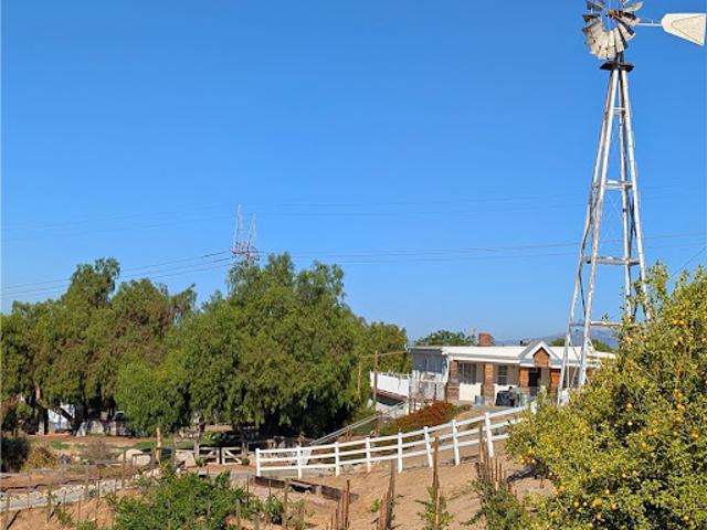 House for sale in Sylmar, California