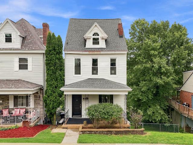 House for sale in Pittsburg, Pennsylvania