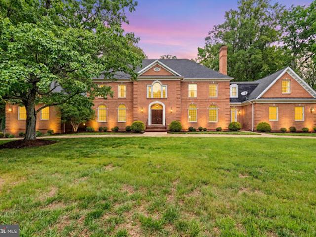 House for sale in Oakton, Fairfax County