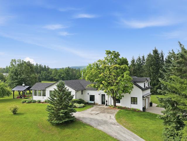 House for sale in Clearview, Ontario