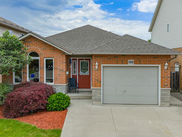 House for sale in Ancaster, Ontario