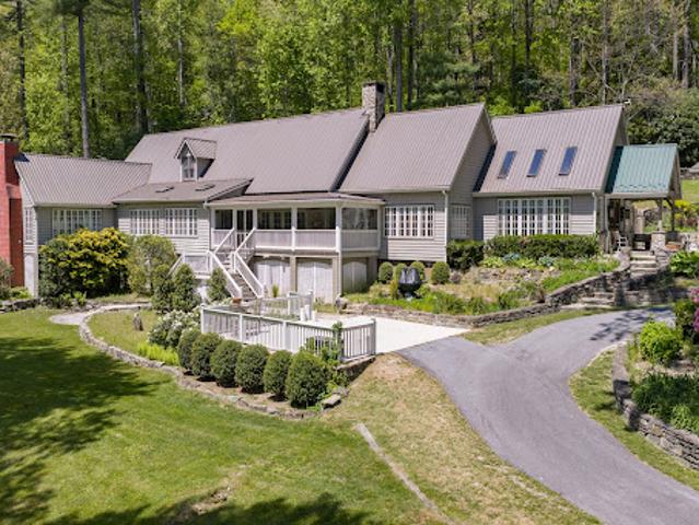 House for sale in Highlands, North Carolina