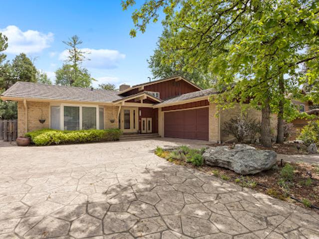 House for sale in Arapahoe, Colorado