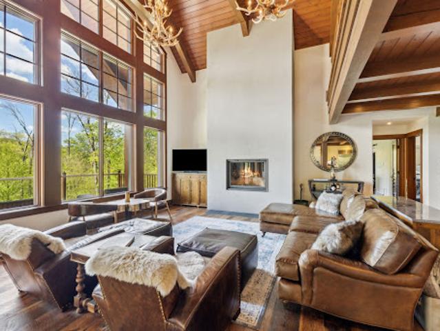 House for sale in Lac-supérieur, Quebec