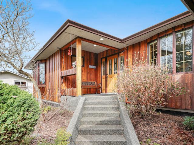 House for sale in Strathcona, British Columbia