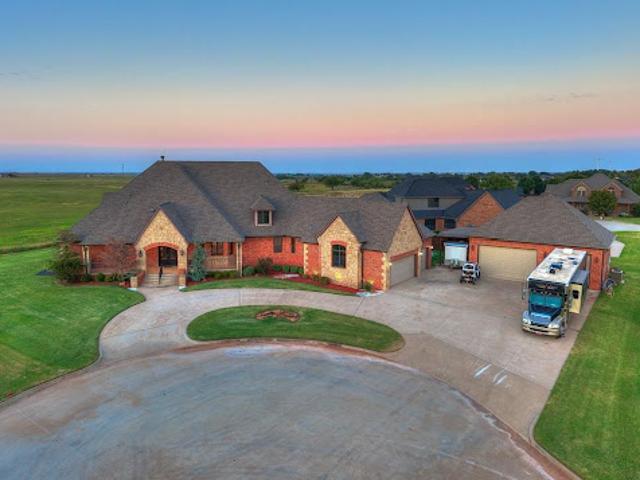 House for sale in Okarche, Oklahoma