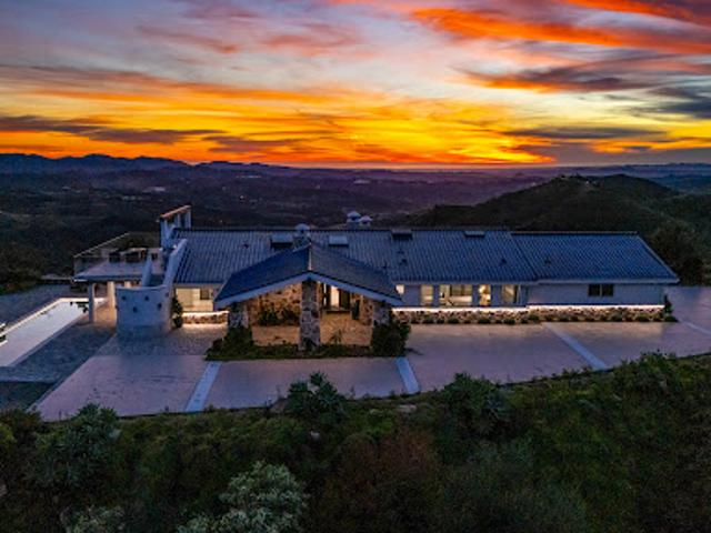 House for sale in Valley Center, California