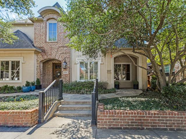 House for sale in Dallas, Texas