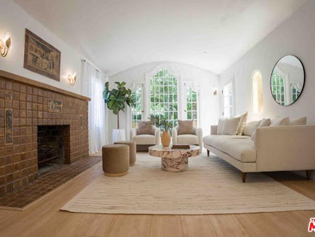 House for sale in Canoga Park, California