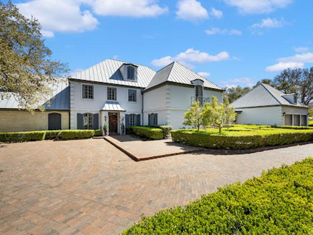 House for sale in Leesville, Texas
