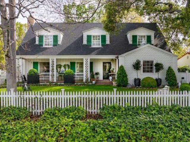 House for sale in Pasadena