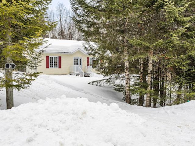 House for sale in Memphrémagog, Quebec