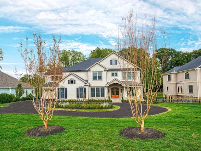 House for sale in Oakton House for sale in Oakton