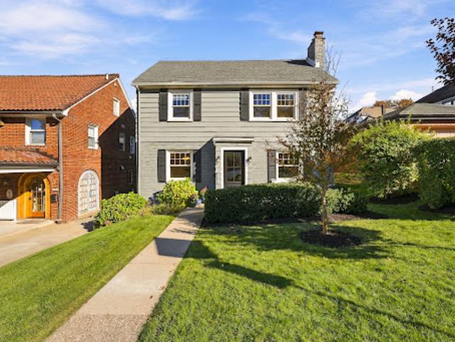 House for sale in Pittsburgh, Allegheny County
