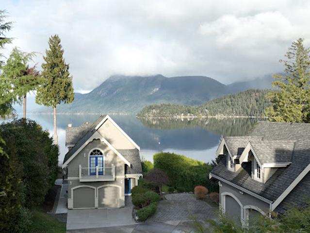 House for sale in Sechelt House for sale in Sechelt