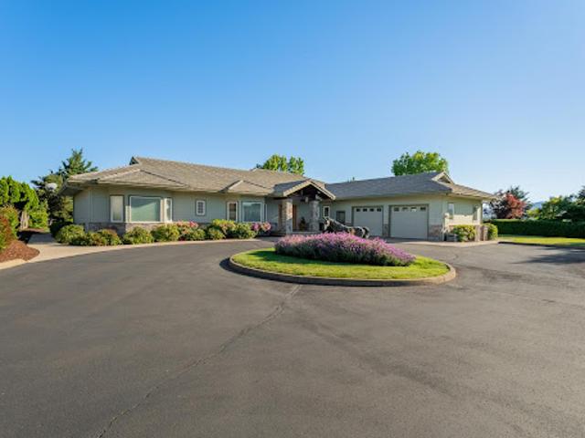 House for sale in Roseburg