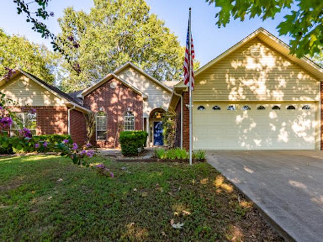 House for sale in Hensley, Pulaski County