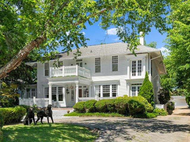 House for sale in Cobb, Georgia